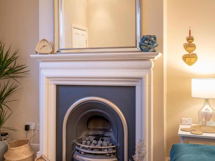 Choristers Mews: Luxury Cottage A Stones Throw From The Cathedral! Λίνκολν Εξωτερικό φωτογραφία