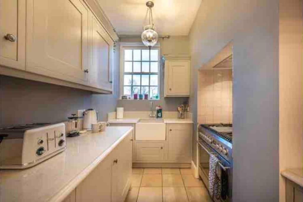 Choristers Mews: Luxury Cottage A Stones Throw From The Cathedral! Λίνκολν Εξωτερικό φωτογραφία